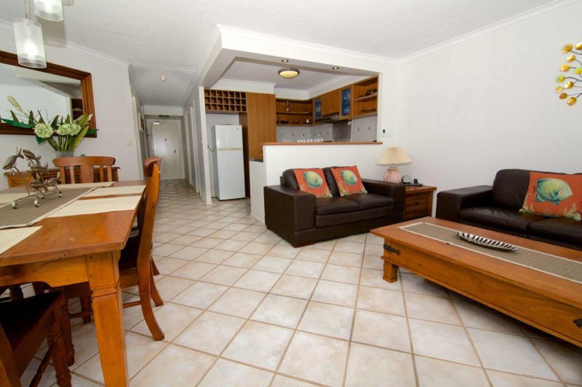 Foreshore Beachfront Apartments Gold Coast Exterior foto